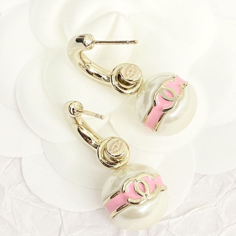Ch**el earrings
